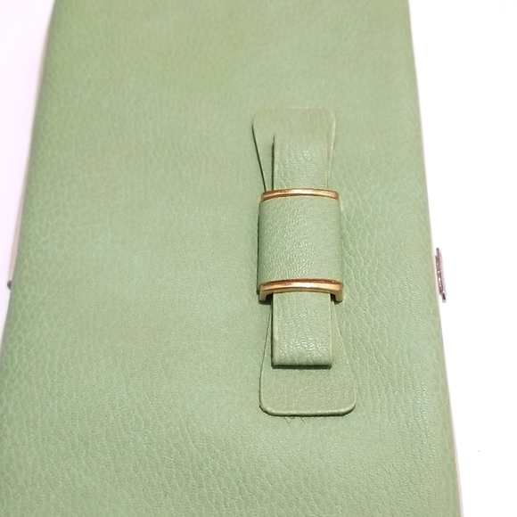 Mint Green Faux Leather Strap Case / Wallet - Picture 4 of 8
